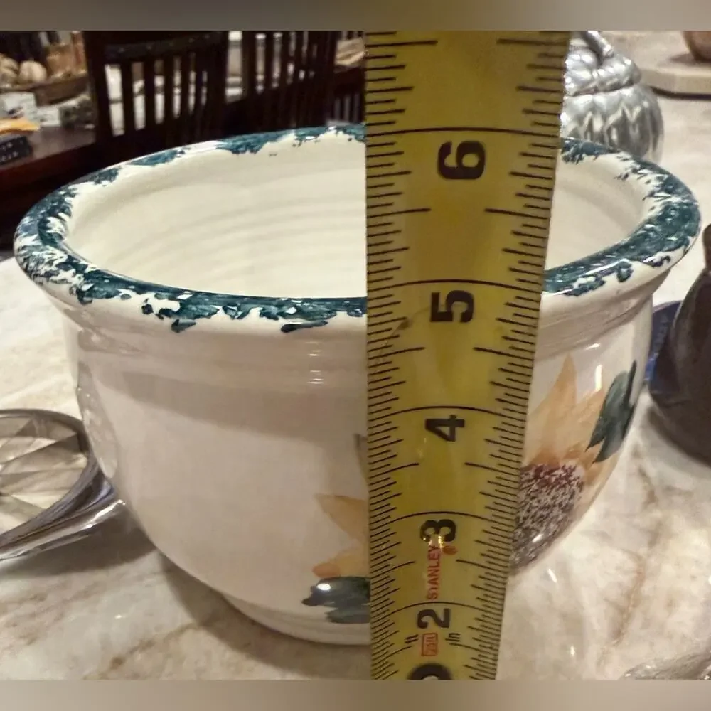 Vintage Contemporary Pottery Ltd. Sunflower planters set of two